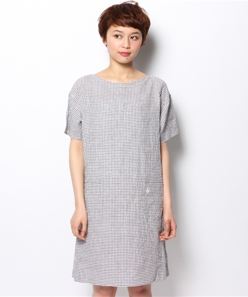 fennica(フェニカ)の「ORCIVAL / 2ポケットリネンワンピース(ワンピース・レディース・ネイビー・1)」の2枚目の写真