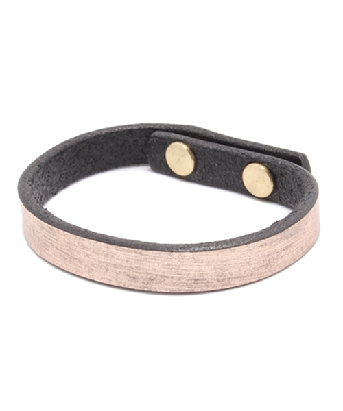 PAPILLONNER（パピヨネ）の「メタリックギボシ（ブレスレット・レディース・ブラウン/ピンク/ゴールド/シルバー・FREE）」の2枚目の写真