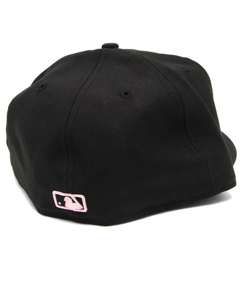 NEW ERA(ニューエラ)の「WEGO/59FIFTY NY YANKEES(キャップ・メンズ・ライトピンク・MEDIUM/SMALL/LARGE)」の4枚目の写真