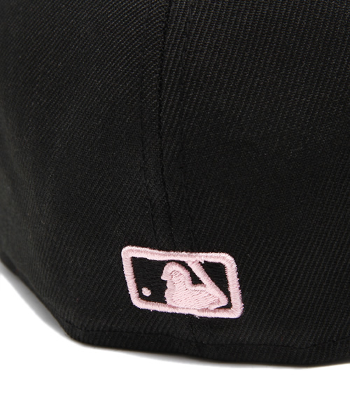 NEW ERA(ニューエラ)の「WEGO/59FIFTY NY YANKEES(キャップ・メンズ・ライトピンク・MEDIUM/SMALL/LARGE)」の7枚目の写真