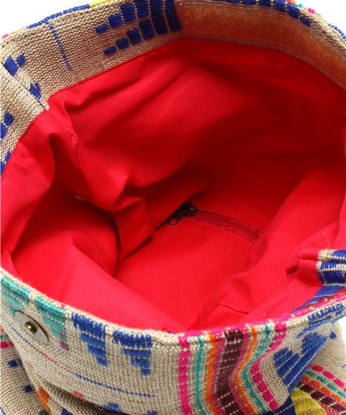 NANO universe(ナノユニバース)の「ネイティブ柄クラッチ(クラッチバッグ・レディース・ブルー/ブラック・FREE)」の7枚目の写真