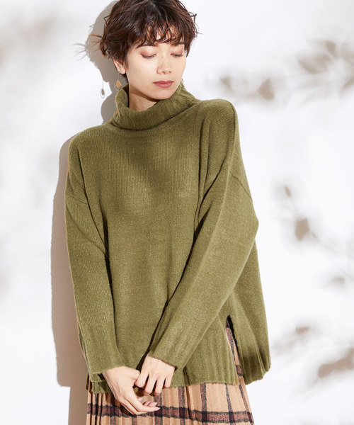 Chaco closet（チャコ クローゼット）の「タートルネックサイドスリットモチモチニット（ニット/セーター・レディース・ブラック/ベージュ/パープル/グレー/カーキ/アイボリー・FREE）」の6枚目の写真