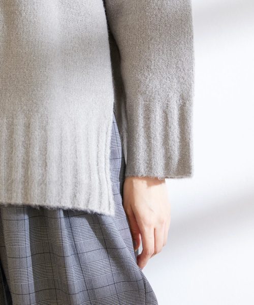 Chaco closet（チャコ クローゼット）の「タートルネックサイドスリットモチモチニット（ニット/セーター・レディース・ブラック/ベージュ/パープル/グレー/カーキ/アイボリー・FREE）」の13枚目の写真