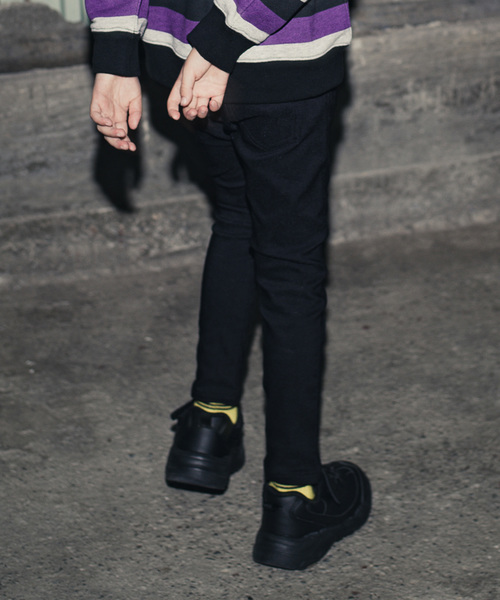 RADCHAP(ラッドチャップ)の「プレミアムストレッチ裏起毛スキニーパンツ(その他パンツ・キッズ・ブラック/エンジ/ベージュ/アイボリー/カーキオリーブ・80cm/90cm/110cm/100cm/120cm/130cm/140cm)」の10枚目の写真