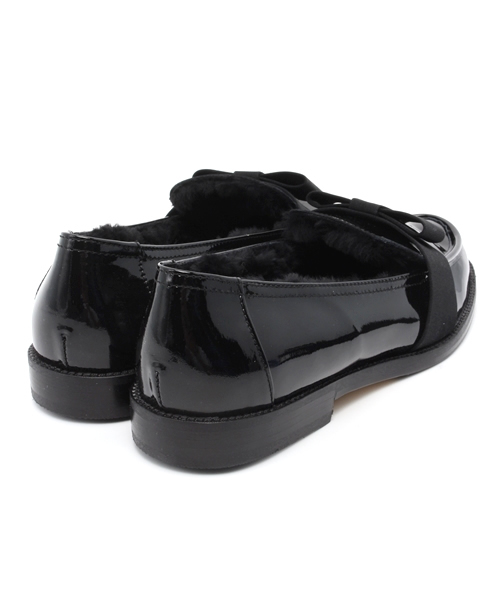 Ray BEAMS（レイビームス）の「BELLINI / ボアエナメル ローファー（ドレスシューズ・レディース・ブラック・39/38/35/37/36）」の4枚目の写真