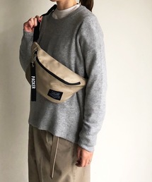 EM: 181008 メタリック ボディバッグ