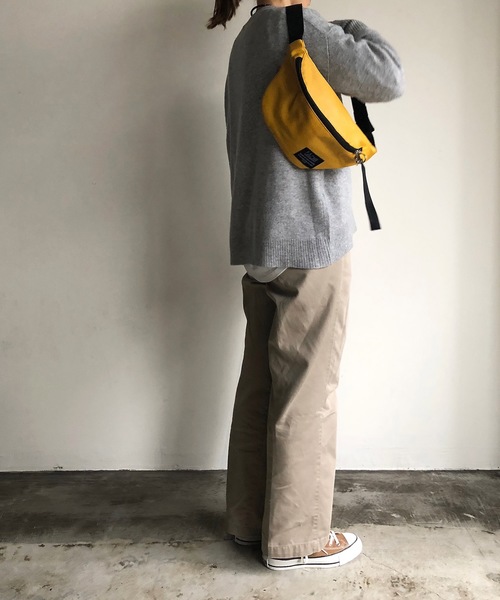 SPRUCE（スプルース）の「EM: 181008 メタリック ボディバッグ（ボディバッグ/ウエストポーチ・レディース・マスタード/パープル/ベージュ/ホワイト/ブラック/シルバー・FREE）」の20枚目の写真