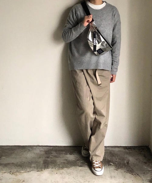 SPRUCE（スプルース）の「EM: 181008 メタリック ボディバッグ（ボディバッグ/ウエストポーチ・レディース・マスタード/パープル/ベージュ/ホワイト/ブラック/シルバー・FREE）」の16枚目の写真