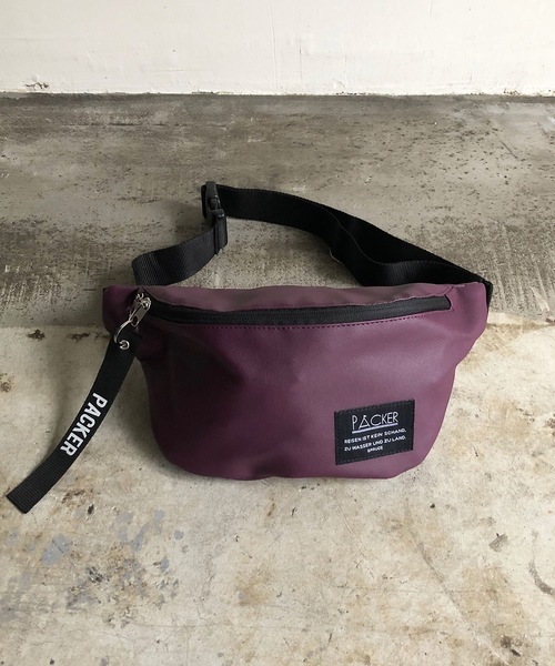 SPRUCE（スプルース）の「EM: 181008 メタリック ボディバッグ（ボディバッグ/ウエストポーチ・レディース・マスタード/パープル/ベージュ/ホワイト/ブラック/シルバー・FREE）」の15枚目の写真