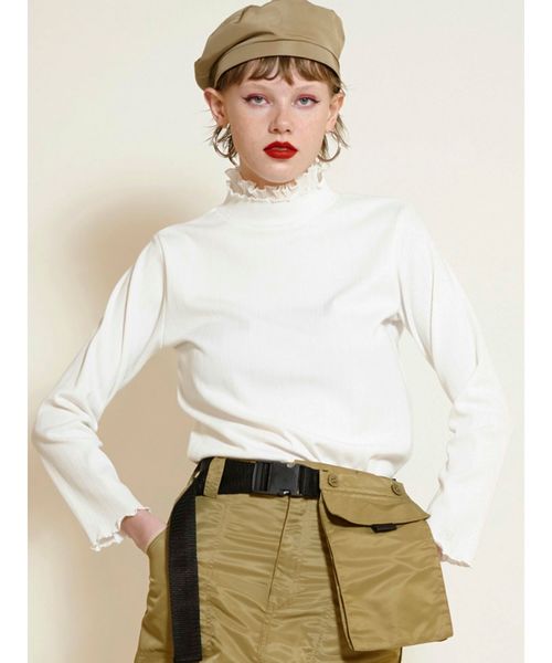 jouetie(ジュエティ)の「チビハイネックトップス(Tシャツ/カットソー・レディース・ライトグリーン/その他1/ブラック/オフホワイト・MEDIUM)」の1枚目の写真