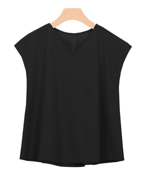 Pierrot(ピエロ)の「キーネックフレンチTブラウス(Tシャツ/カットソー・レディース・オフホワイト/ブラック/ライトグレー/ミント/ブルー/ネイビー/ライトピンク/コーラルピンク・M/L)」の3枚目の写真