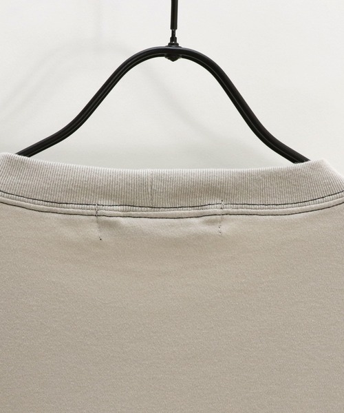 Confirm(コンファーム)の「Confirm / コンファーム オーバースリットビッグシルエットTシャツ(Tシャツ/カットソー・メンズ・ベージュ/ブラウン/ラベンダー・M/L)」の18枚目の写真