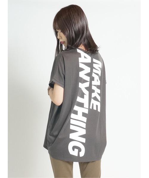 one way(ワンウェイ)の「柄ポケットバックロゴTシャツ(Tシャツ/カットソー・レディース・ホワイト/ベージュ/ブラック/ブラック系その他/ダークグリーン・FREE)」の10枚目の写真