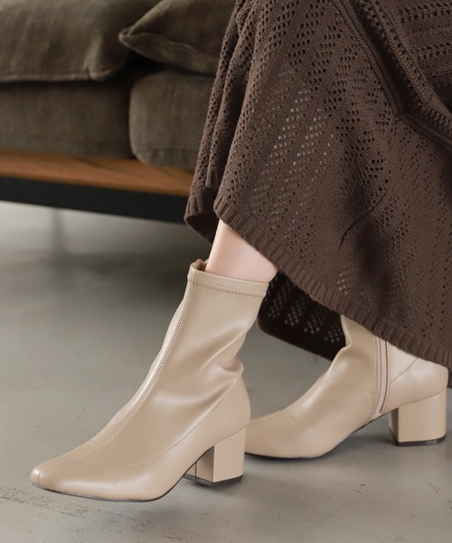 LAKOLE（ラコレ）の「スクエアトゥソフトブーツ / LAKOLE（ブーツ・レディース・ブラック/ダークブラウン/サンドベージュ・MEDIUM/LARGE）」の3枚目の写真