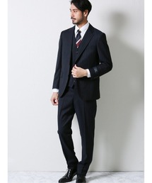 Alexander Julian（アレキサンダージュリアン）の「アレキサンダージュリアンメンズ/ALEXANDER JULIAN：MEN  マルゾット/MARZOTTO ウール混ストライプ柄 ビジネスセットアップ2ボタン3ピーススーツ（スーツセット・メンズ）」