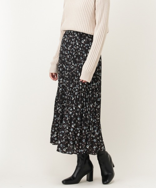 NAVY(ネイビー)の「プリントプリーツスカート(スカート・レディース・ブラック/ブラウン/グレー/ブルー・フリー)」の2枚目の写真