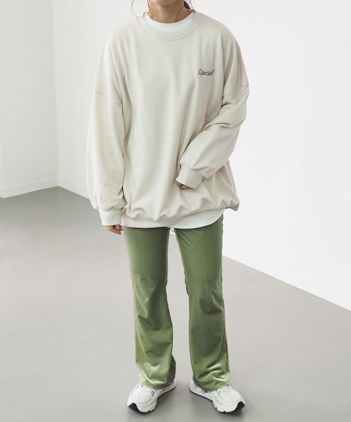 Riberry（リベリー）の「Special 刺繍&プリント BIGロゴスウェット（スウェット・レディース・アイボリー/スミクロ/グレー/チャコールグレー・FREE）」の19枚目の写真