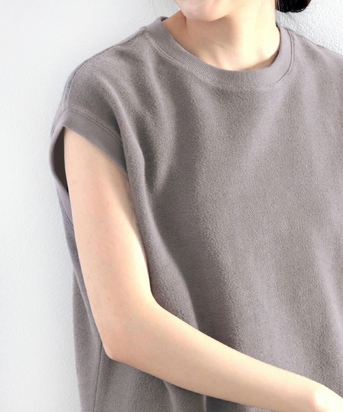 classicalelf(クラシカルエルフ)の「ふわり柔らか♪USAコットン&パイル地ノースリーブトップス(Tシャツ/カットソー・レディース・ホワイト/ブラック/グレー/グレイッシュベージュ・MEDIUM/LARGE/X-LARGE)」の9枚目の写真