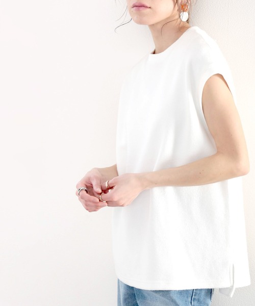 classicalelf(クラシカルエルフ)の「ふわり柔らか♪USAコットン&パイル地ノースリーブトップス(Tシャツ/カットソー・レディース・ホワイト/ブラック/グレー/グレイッシュベージュ・MEDIUM/LARGE/X-LARGE)」の21枚目の写真