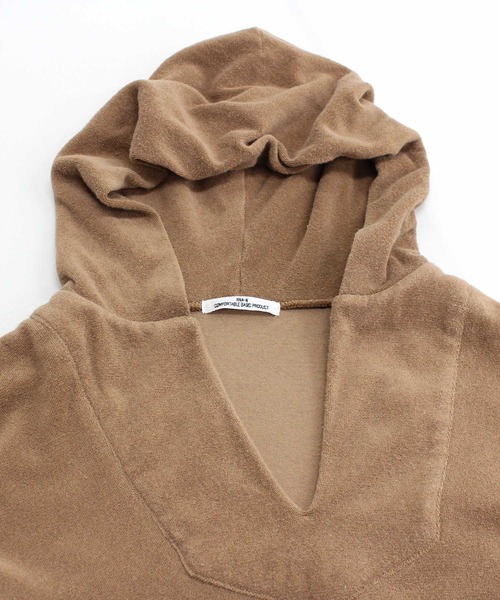 RNA-N（アールエヌエーエヌ）の「M1581 クリーンパイルフーディプルオーバー（パーカー・レディース・ブラウン/グレー/キナリ・MEDIUM）」の14枚目の写真