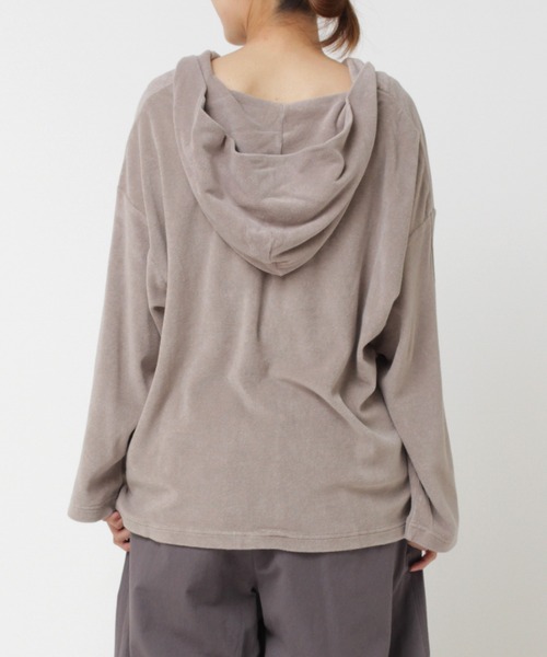 RNA-N（アールエヌエーエヌ）の「M1581 クリーンパイルフーディプルオーバー（パーカー・レディース・ブラウン/グレー/キナリ・MEDIUM）」の22枚目の写真