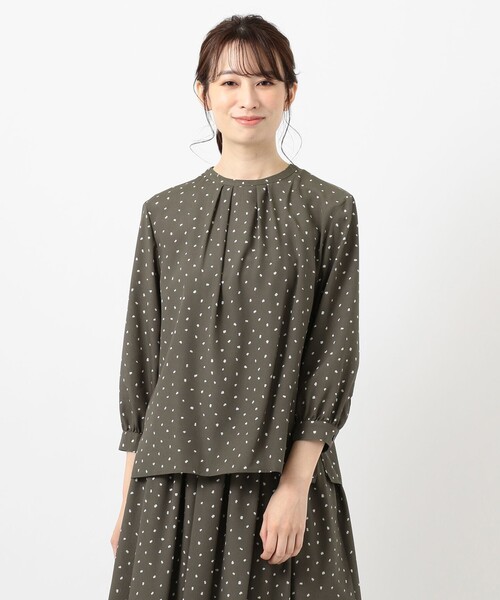 J.PRESS(ジェイプレス)の「【洗える】ポリエステル デシンハケメプリント ブラウス(シャツ/ブラウス・レディース・ネイビー系5/ブラウン系5/アイボリー系5・T15/T13)」の9枚目の写真
