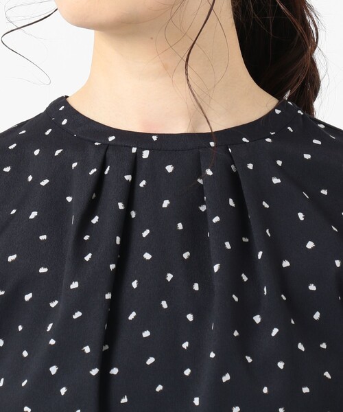 J.PRESS(ジェイプレス)の「【洗える】ポリエステル デシンハケメプリント ブラウス(シャツ/ブラウス・レディース・ネイビー系5/ブラウン系5/アイボリー系5・T15/T13)」の13枚目の写真