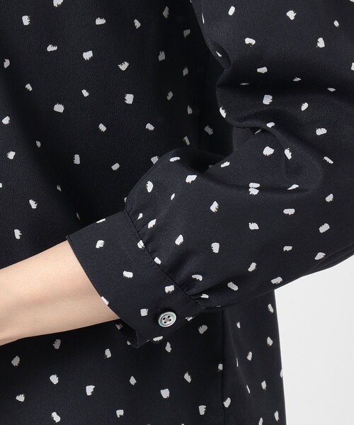 J.PRESS(ジェイプレス)の「【洗える】ポリエステル デシンハケメプリント ブラウス(シャツ/ブラウス・レディース・ネイビー系5/ブラウン系5/アイボリー系5・T15/T13)」の14枚目の写真