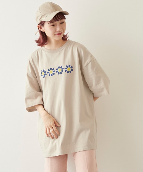 timecapsule（タイムカプセル）の「【timecapsule】「レトロなデイジー」プリント半袖ビッグTシャツ（Tシャツ/カットソー・レディース・ホワイト/ミント/モカ/ライトベージュ・FREE）」の3枚目の写真