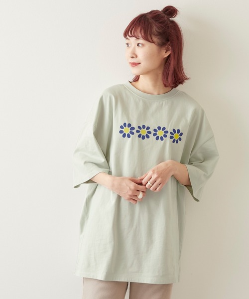 timecapsule（タイムカプセル）の「【timecapsule】「レトロなデイジー」プリント半袖ビッグTシャツ（Tシャツ/カットソー・レディース・ホワイト/ミント/モカ/ライトベージュ・FREE）」の4枚目の写真