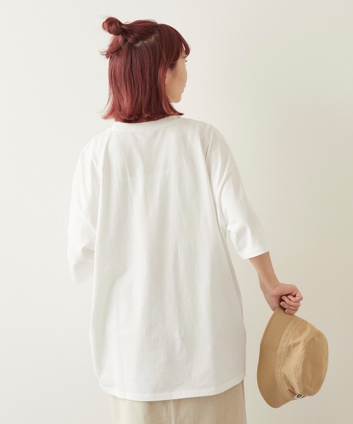 timecapsule（タイムカプセル）の「【timecapsule】「レトロなデイジー」プリント半袖ビッグTシャツ（Tシャツ/カットソー・レディース・ホワイト/ミント/モカ/ライトベージュ・FREE）」の6枚目の写真