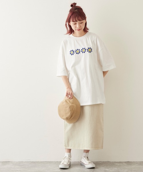 timecapsule（タイムカプセル）の「【timecapsule】「レトロなデイジー」プリント半袖ビッグTシャツ（Tシャツ/カットソー・レディース・ホワイト/ミント/モカ/ライトベージュ・FREE）」の9枚目の写真