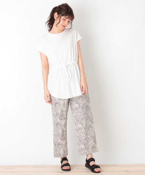 Cutie Blonde(キューティーブロンド)の「◆【S-L】ウエストマークメロープルオーバー(Tシャツ/カットソー・レディース・ブラック/マスタード/オフホワイト・02/01/03)」の11枚目の写真