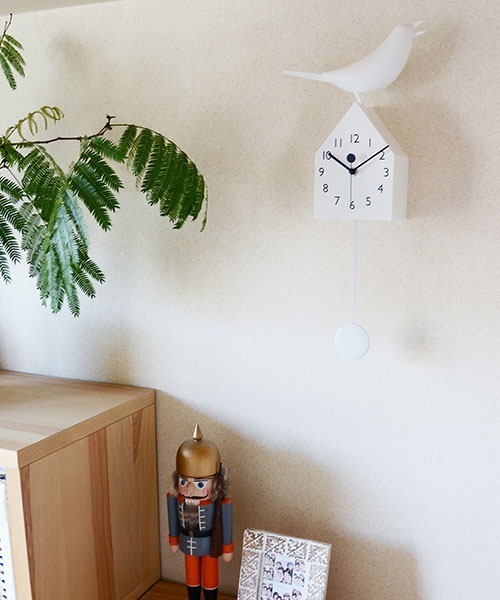 entre square（アントレスクエアー）の「振り子に合わせてくちばしが動くバードクロック（掛け時計・レディース・ホワイト・ONE SIZE）」の17枚目の写真