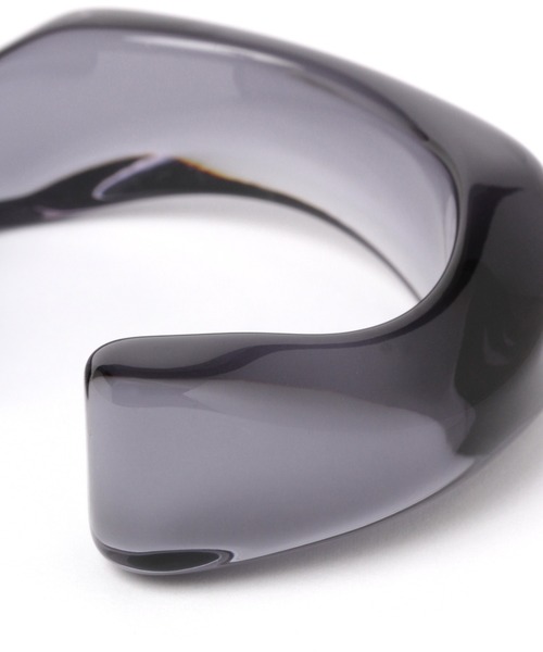 A part by（アパートバイ）の「クリアバングル　949862（バングル/リストバンド・レディース・ブラック/その他・FREE）」の7枚目の写真