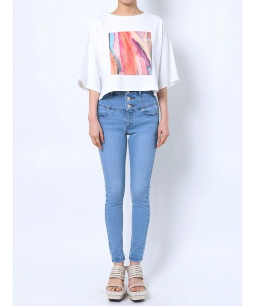 EMODA(エモダ)の「ボックスグラフィックTシャツ(Tシャツ/カットソー・レディース・ホワイト/ブラック・FREE)」の12枚目の写真