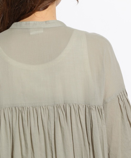 niko and...(ニコアンド)の「ピンタック袖ボリュームワンピース(ワンピース・レディース・ブラック/オフホワイト/オリーブ・FREE)」の16枚目の写真