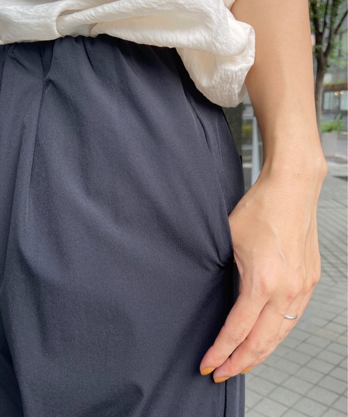 AZUL ENCANTO(アズールエンカント)の「テーパードパンツ(その他パンツ・レディース・ブラック/ブラウン・FREE)」の3枚目の写真