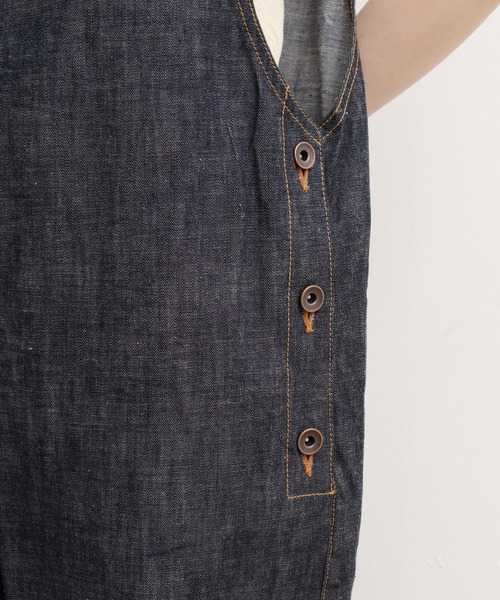 peu pres（プープレ）の「ギンガムリンゴデニム　オーバーオール（サロペット/オーバーオール・レディース・ネイビー・FREE）」の19枚目の写真