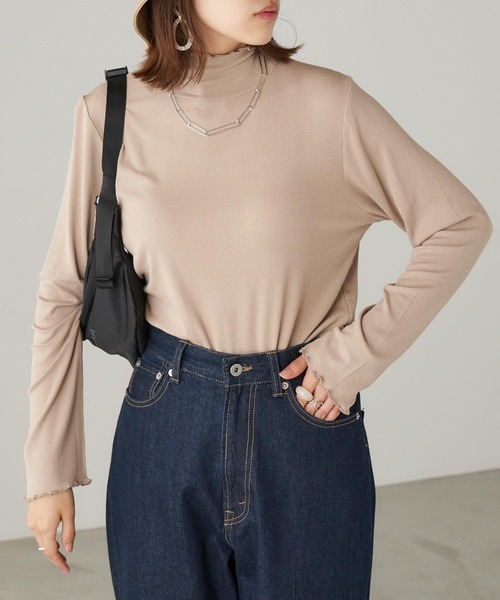 Chaco closet(チャコ クローゼット)の「細リブ・メローハイネックカットソー(Tシャツ/カットソー・レディース・グレイッシュベージュ/ピンク/ブラック/ベージュ/グリーン・L/M)」の14枚目の写真