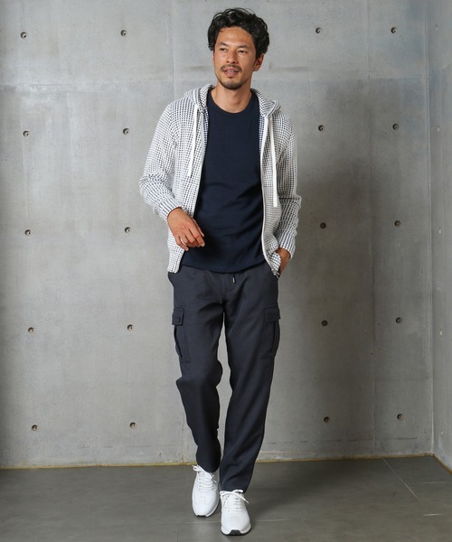 MEN'S BIGI（メンズビギ）の「＜SEA GREEN(シーグリーン)＞ビッグワッフルパーカー（パーカー・メンズ・ブラック/ロイヤルブルー・01/02/03）」の6枚目の写真