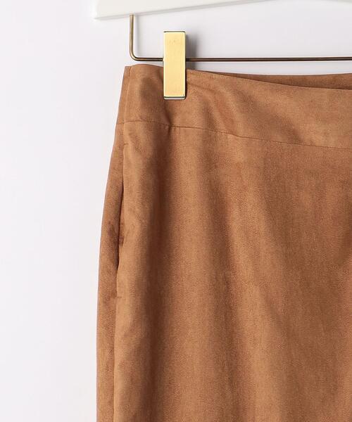green label relaxing（グリーンレーベルリラクシング）の「スウェードライク ラップ タイト スカート（スカート・レディース・ベージュ/ブラウン/ナチュラル・38/36）」の10枚目の写真