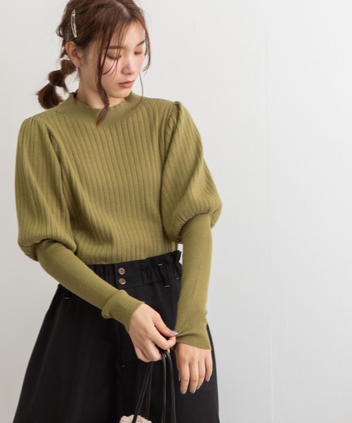 POU DOU DOU(プードゥドゥ)の「パフスリーブワイドリブニット(ニット/セーター・レディース・ブラック/ブルー/グリーン/アイボリー・3)」の3枚目の写真