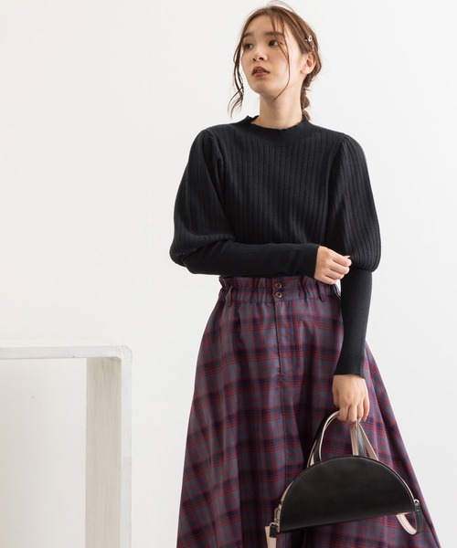 POU DOU DOU(プードゥドゥ)の「パフスリーブワイドリブニット(ニット/セーター・レディース・ブラック/ブルー/グリーン/アイボリー・3)」の19枚目の写真