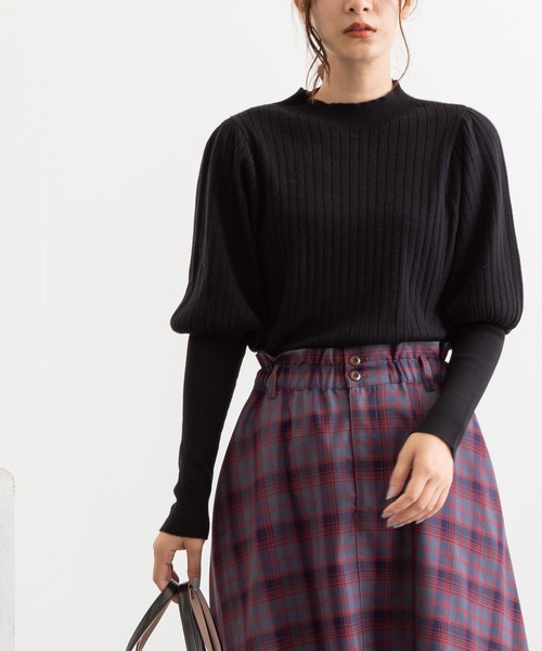 POU DOU DOU(プードゥドゥ)の「パフスリーブワイドリブニット(ニット/セーター・レディース・ブラック/ブルー/グリーン/アイボリー・3)」の21枚目の写真