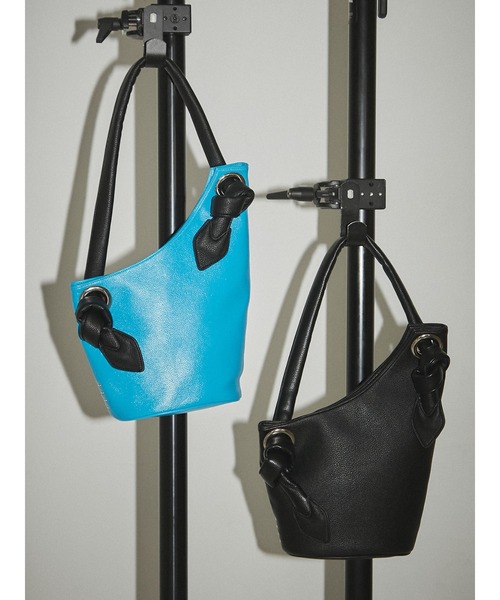 PAMEO POSE（パメオポーズ）の「Watering Pot Bag（トートバッグ・レディース・ブラック/ブルー・FREE）」の5枚目の写真