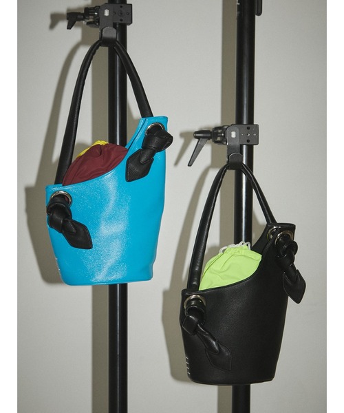 PAMEO POSE（パメオポーズ）の「Watering Pot Bag（トートバッグ・レディース・ブラック/ブルー・FREE）」の14枚目の写真