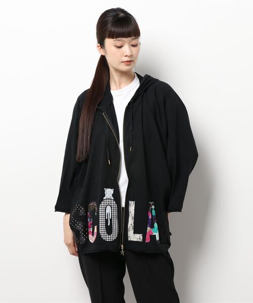 ScoLar（スカラー）の「SCOLARロゴアップリケパーカー（パーカー