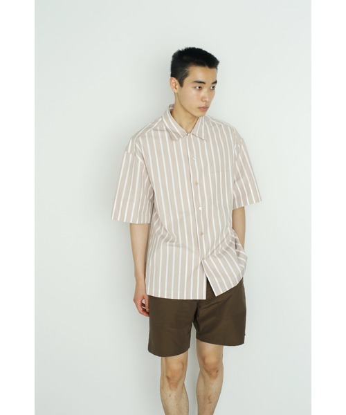UNDECORATED(アンデコレイテッド)の「UNDECORATED アンデコレイテッド / Hi Count Cotton Stripe S/S Shirt 高密度コットン ストライプ オーバーサイズ半袖シャツ / UDS22203(シャツ/ブラウス・メンズ・ベージュ/ブルー・1/2/3/0)」の6枚目の写真