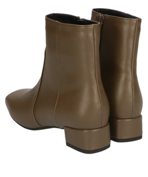 ORiental TRaffic(オリエンタルトラフィック)の「スクエアトゥプレーンショートブーツ/12401(ブーツ・レディース・ベージュ/ブラック/ブラウン・SS/S/M/L/LL/3L)」の11枚目の写真